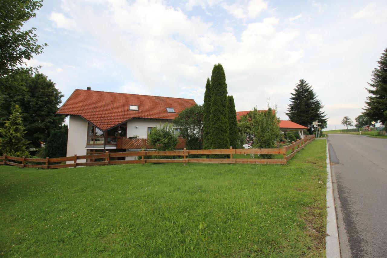 Roetenbacher Wiesen Friedenweiler Luaran gambar