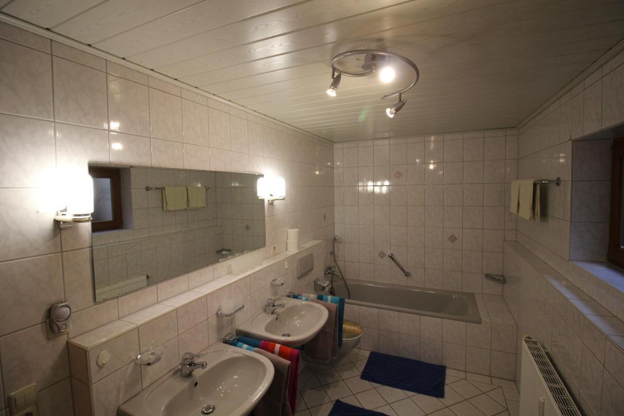 Roetenbacher Wiesen Friedenweiler Luaran gambar